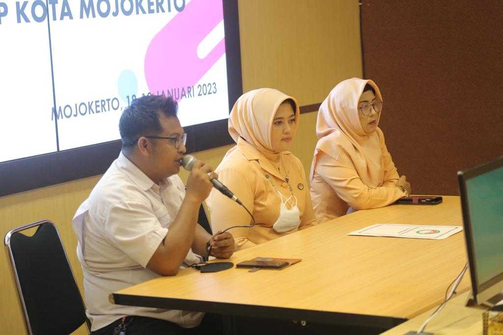gambar utama