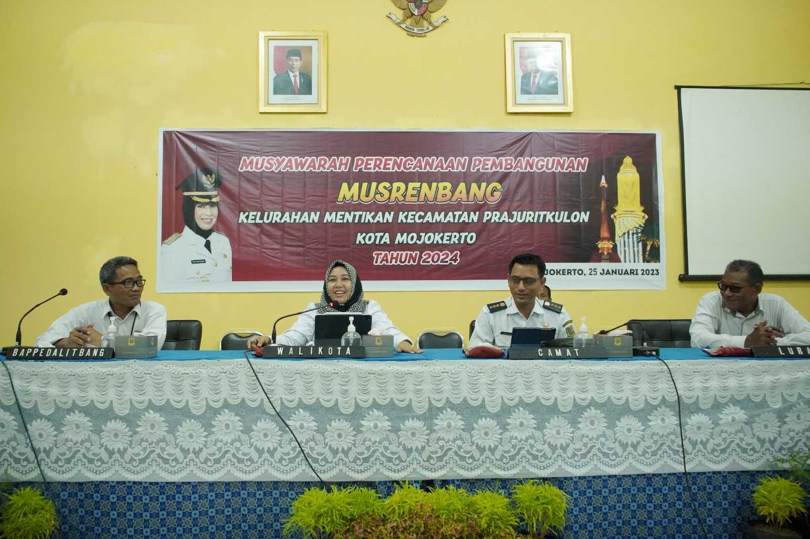 gambar utama