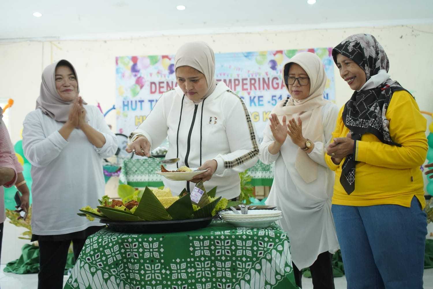 gambar utama