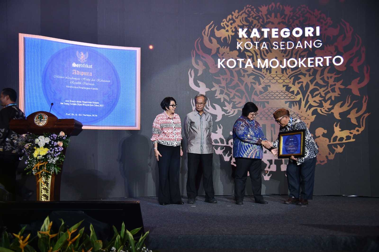 gambar utama