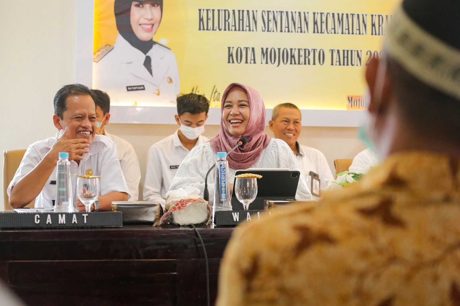 gambar utama