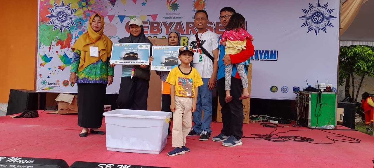 gambar utama