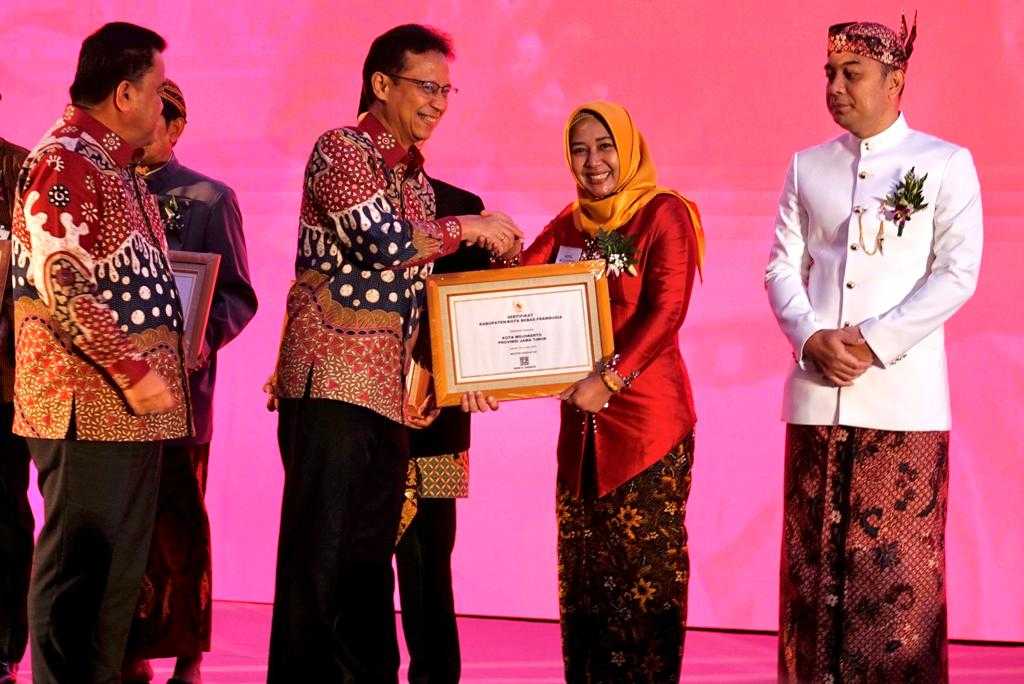 gambar utama