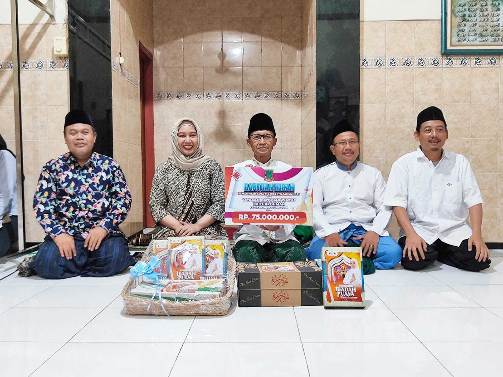 gambar utama