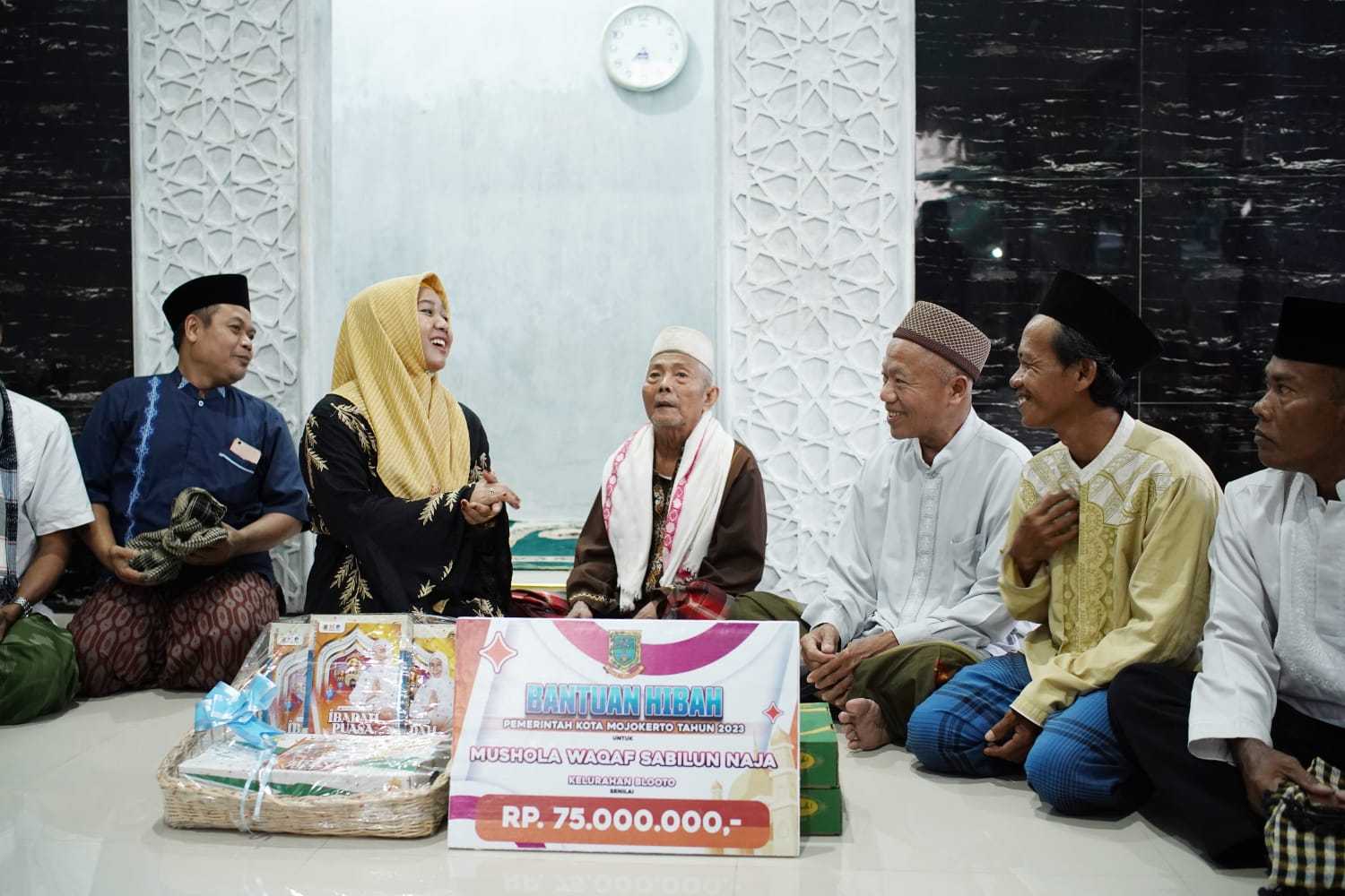 gambar utama