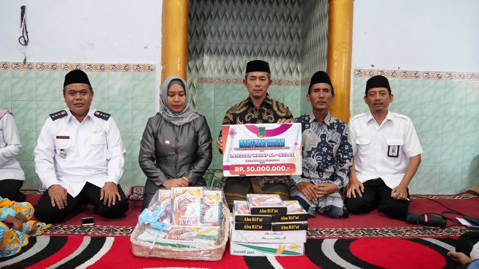 gambar utama