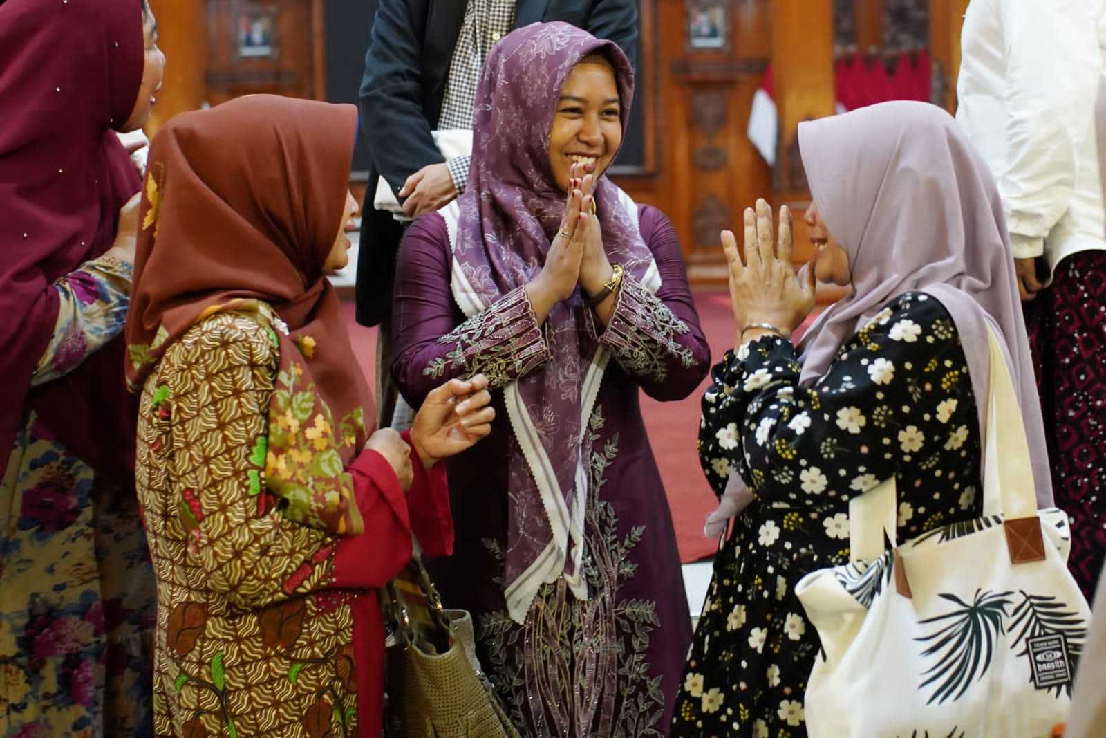 gambar utama