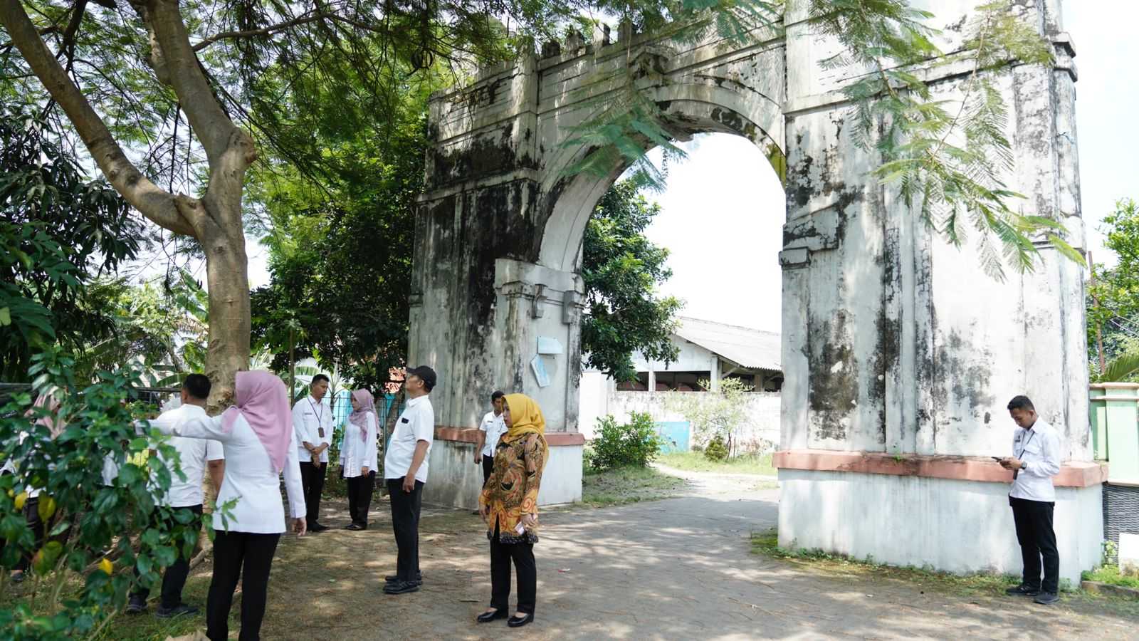 gambar utama
