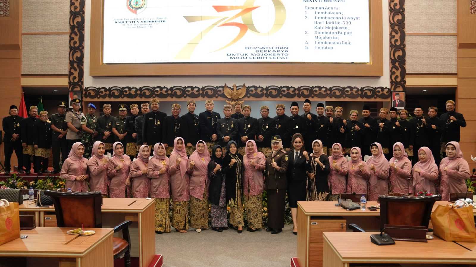 gambar utama