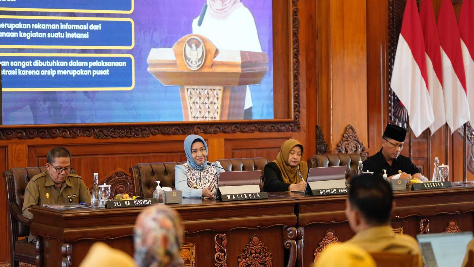 gambar utama