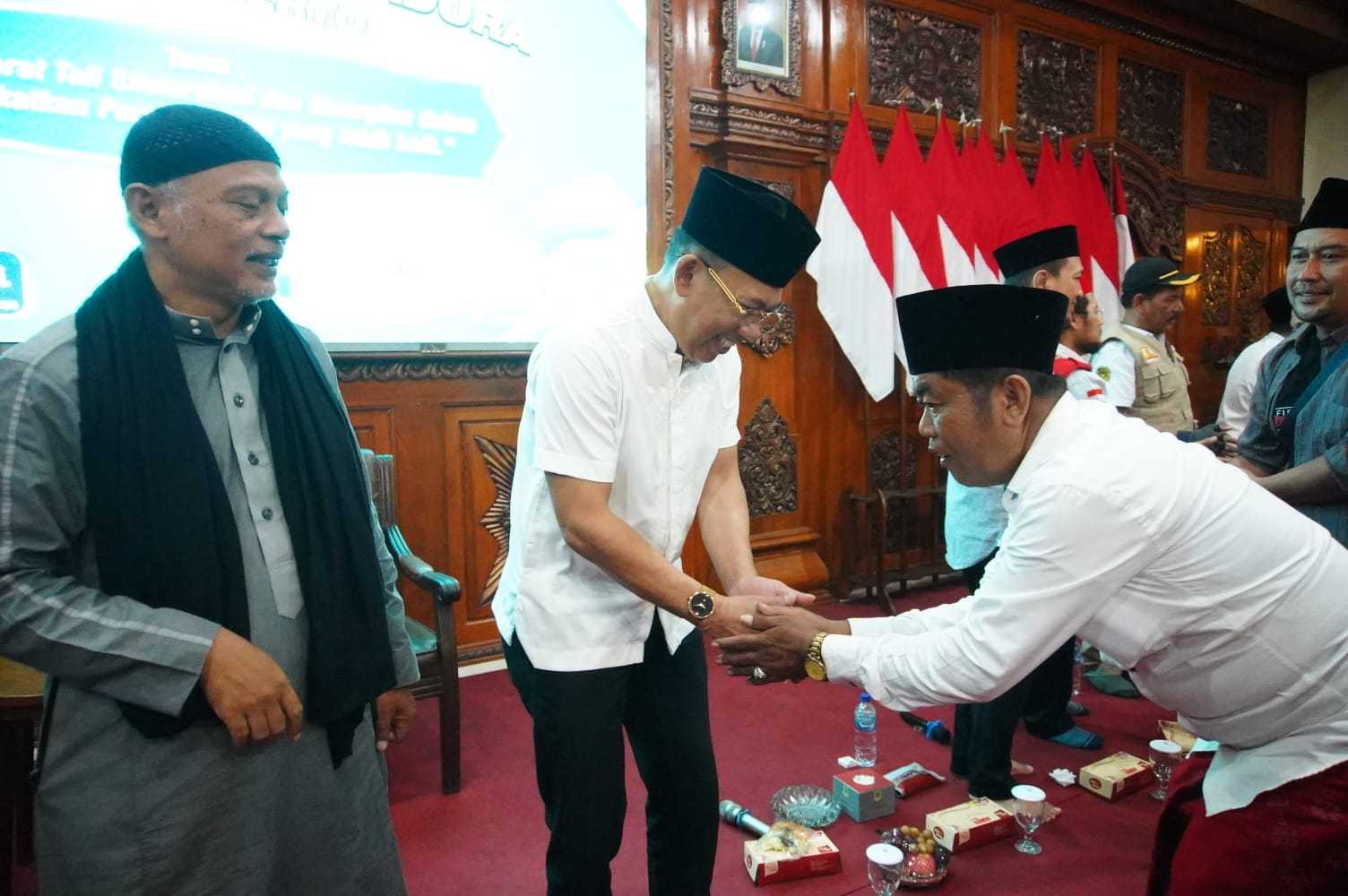 gambar utama