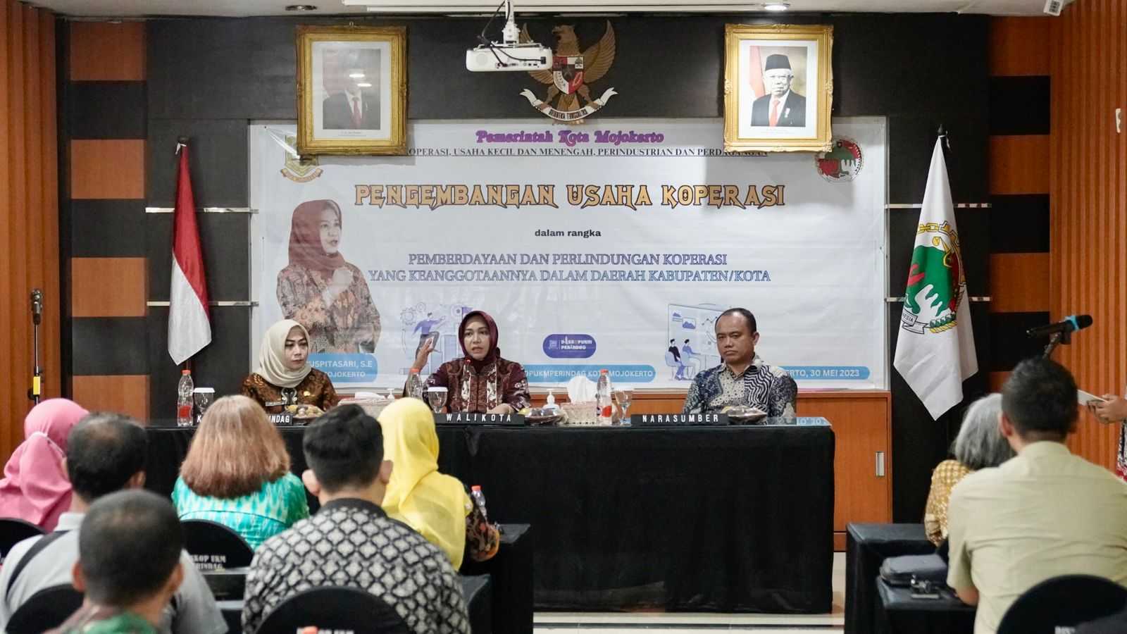 gambar utama