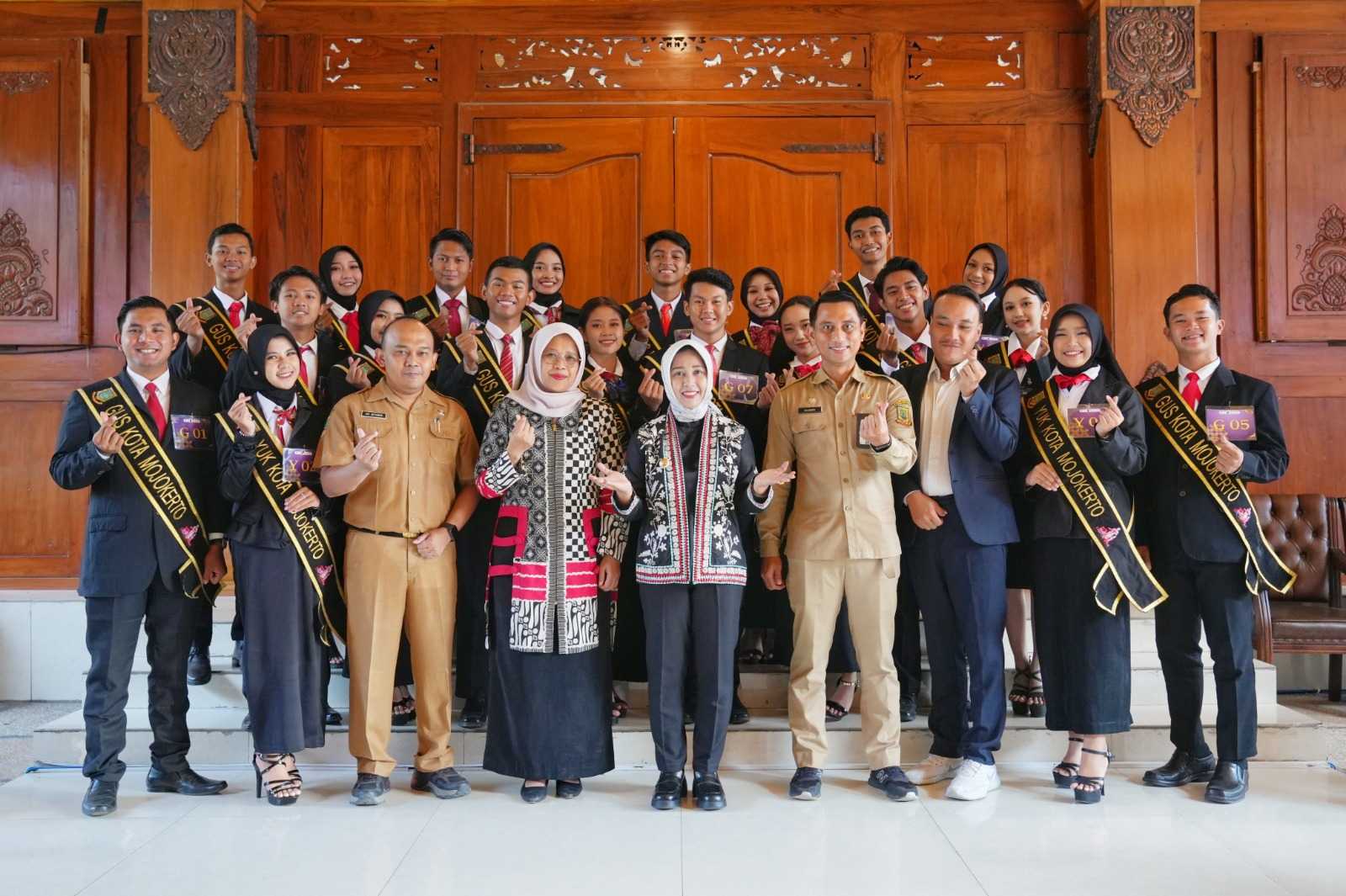 gambar utama