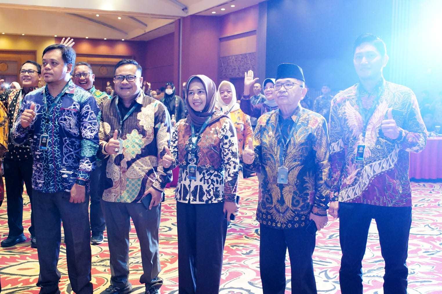 gambar utama