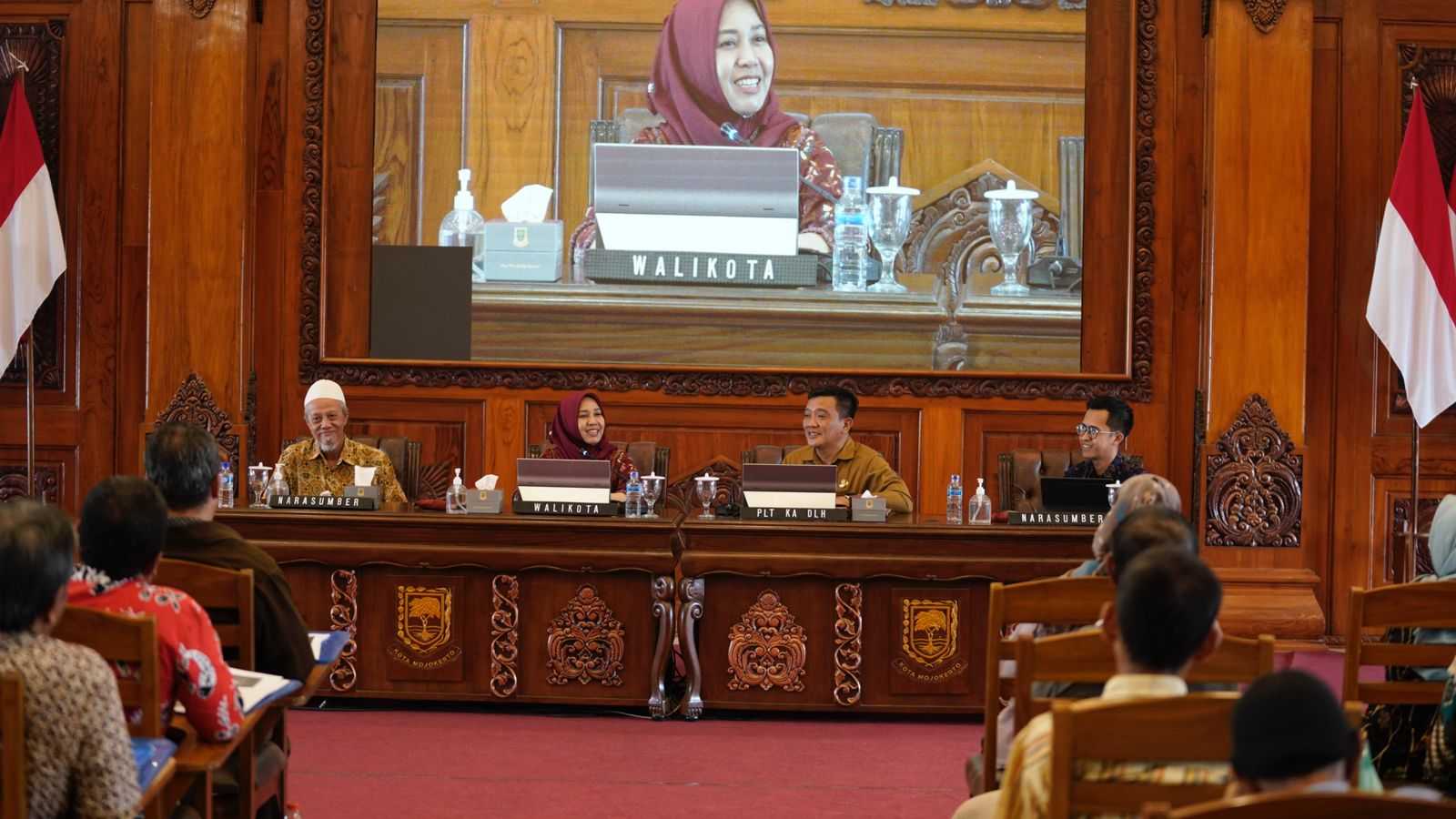 gambar utama