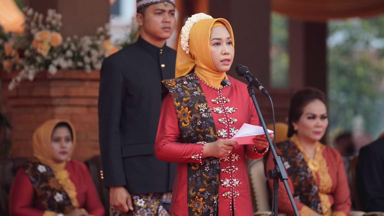gambar utama