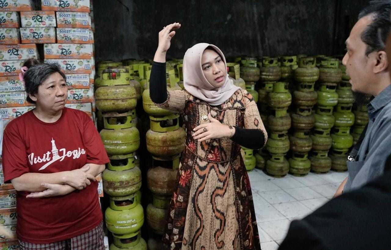 gambar utama