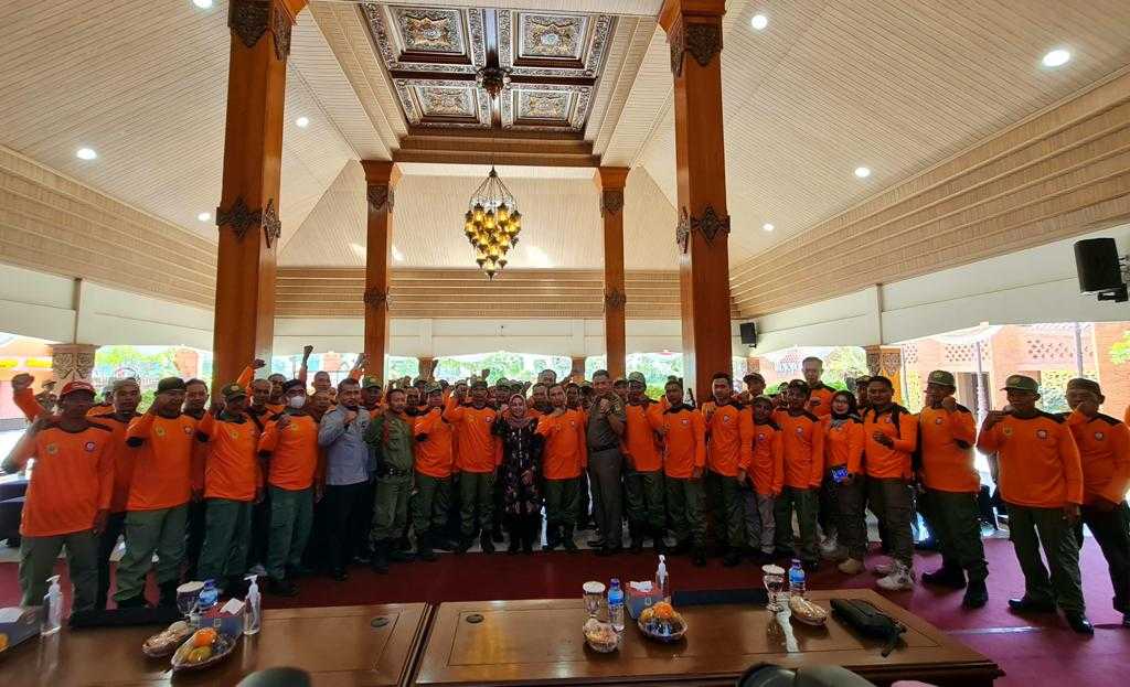 gambar utama