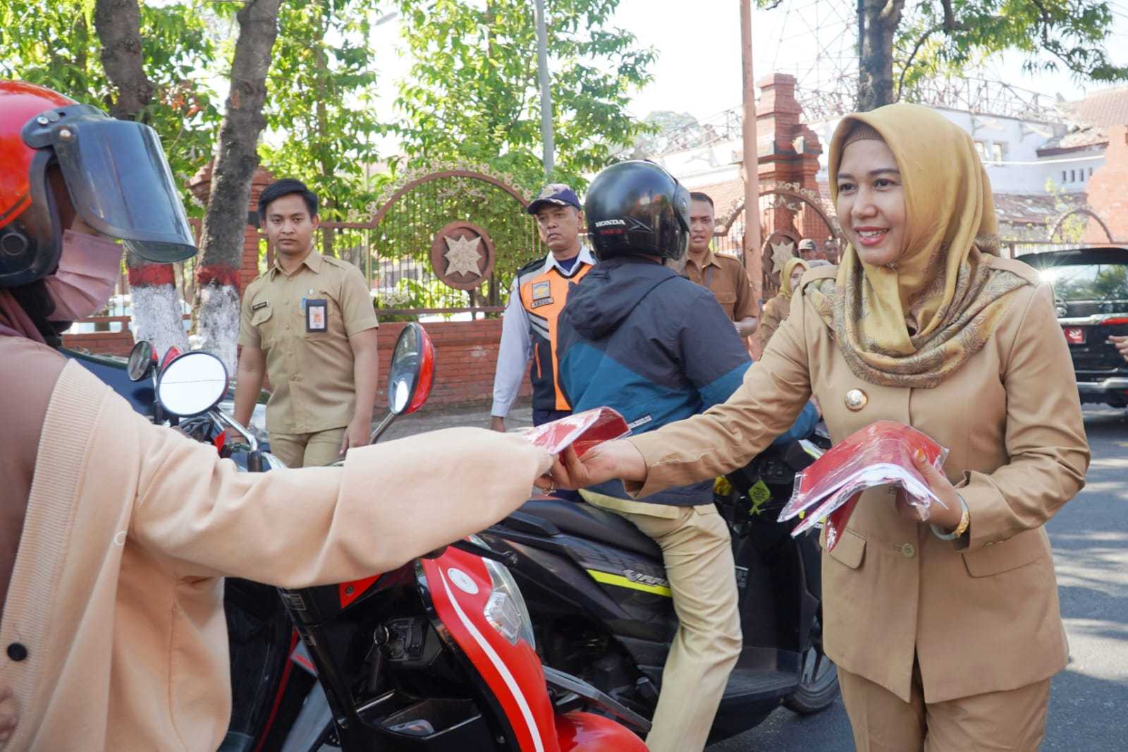 gambar utama