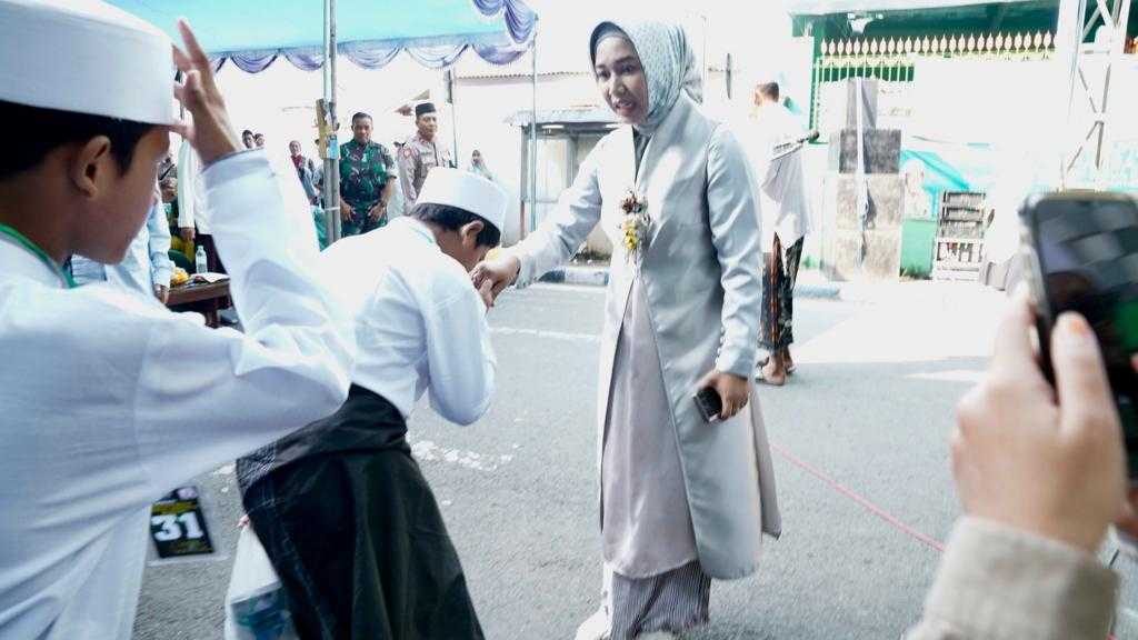 gambar utama