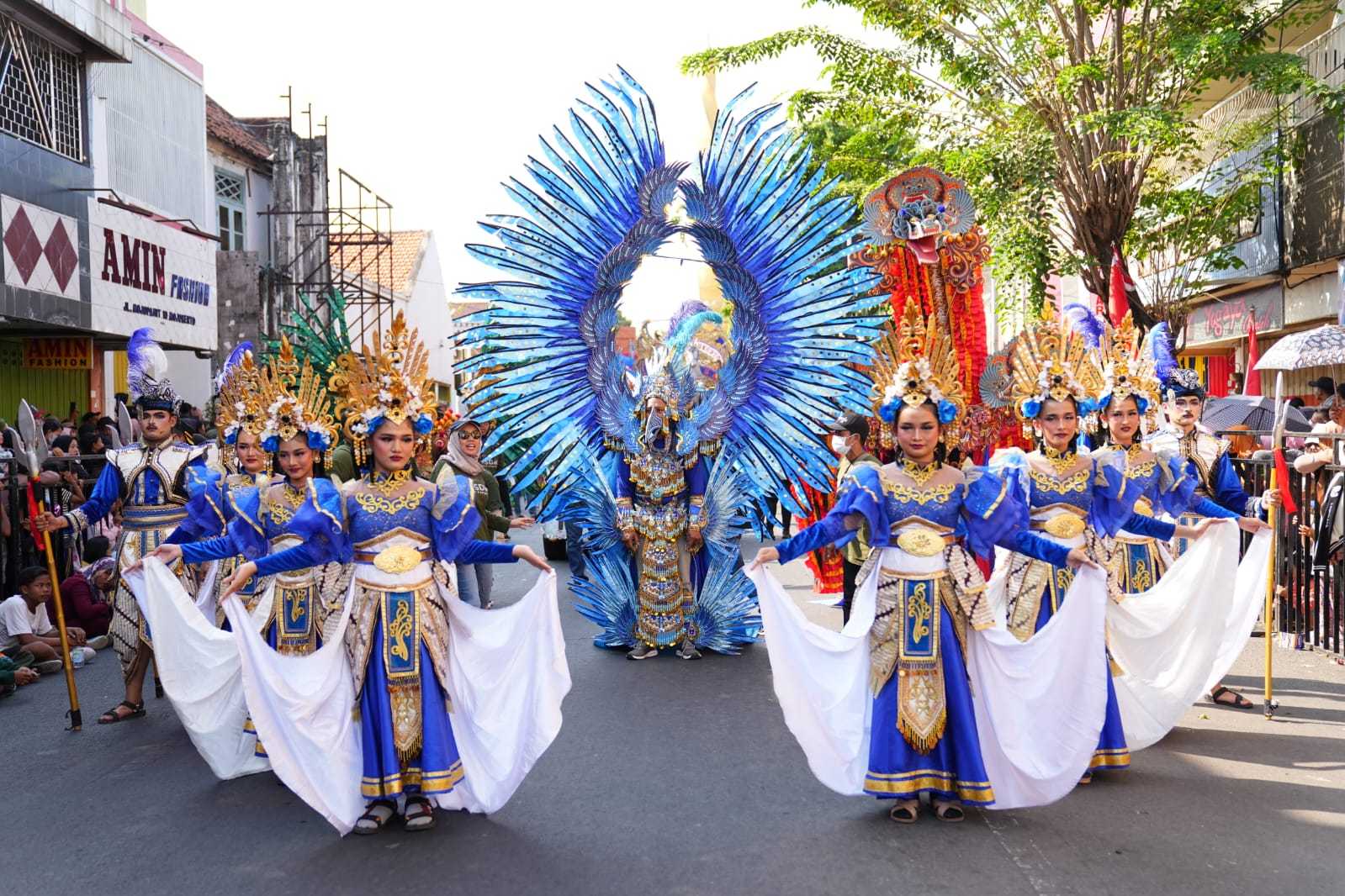 gambar utama