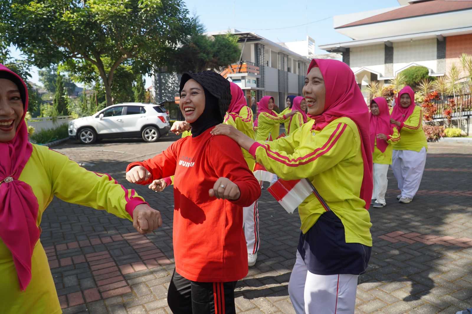gambar utama