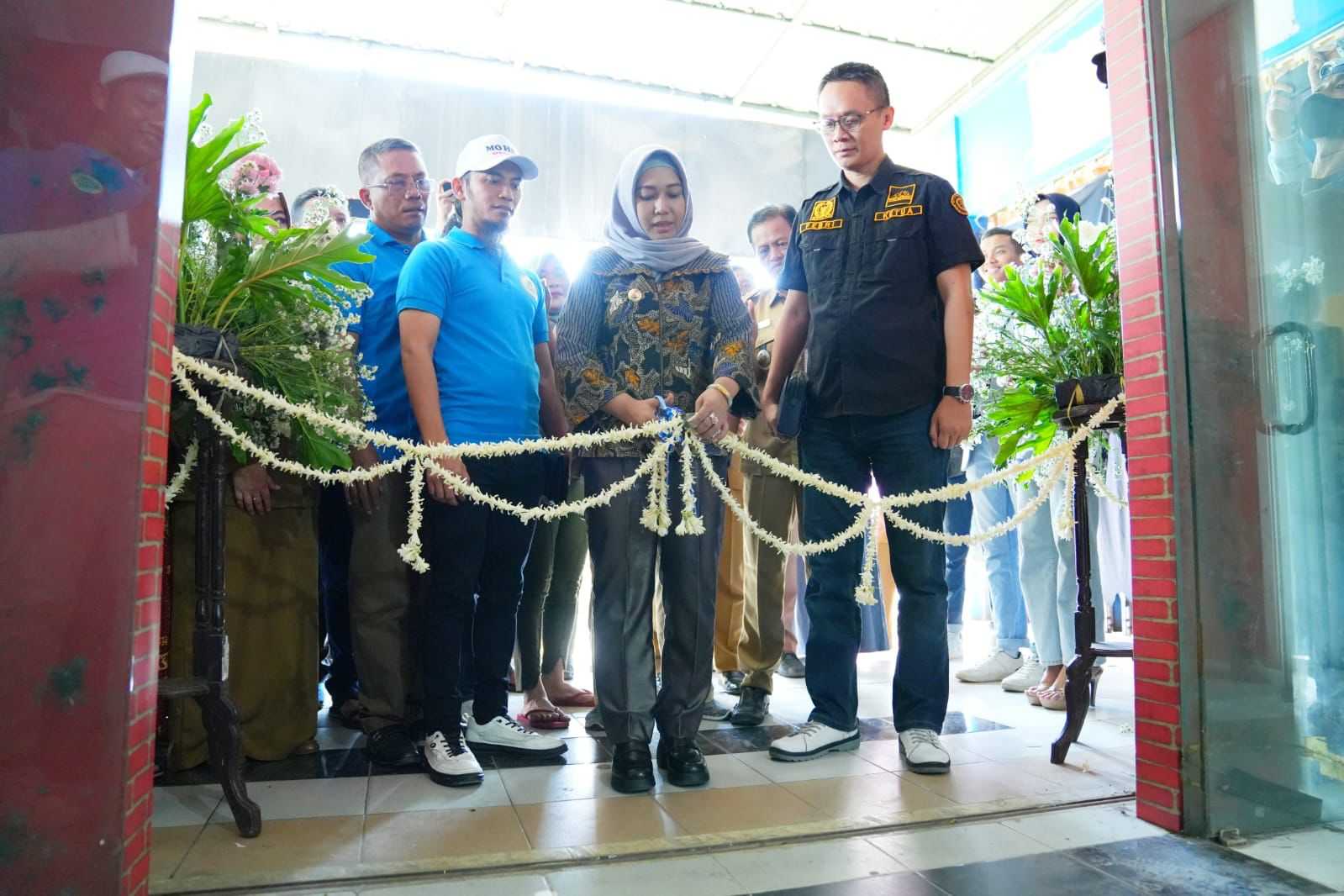 gambar utama