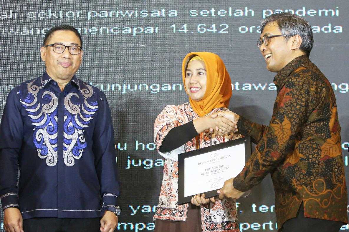 gambar utama