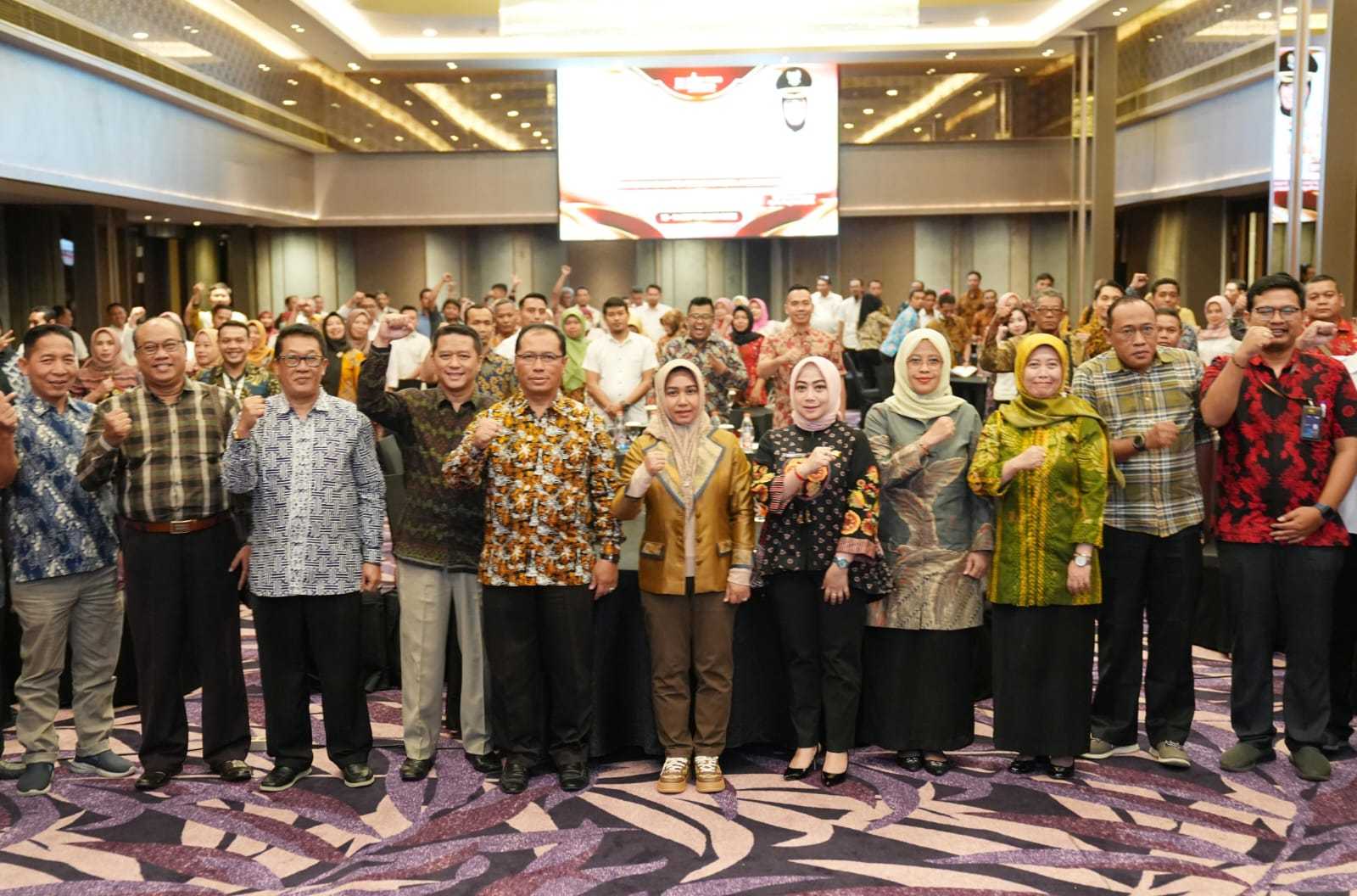 gambar utama
