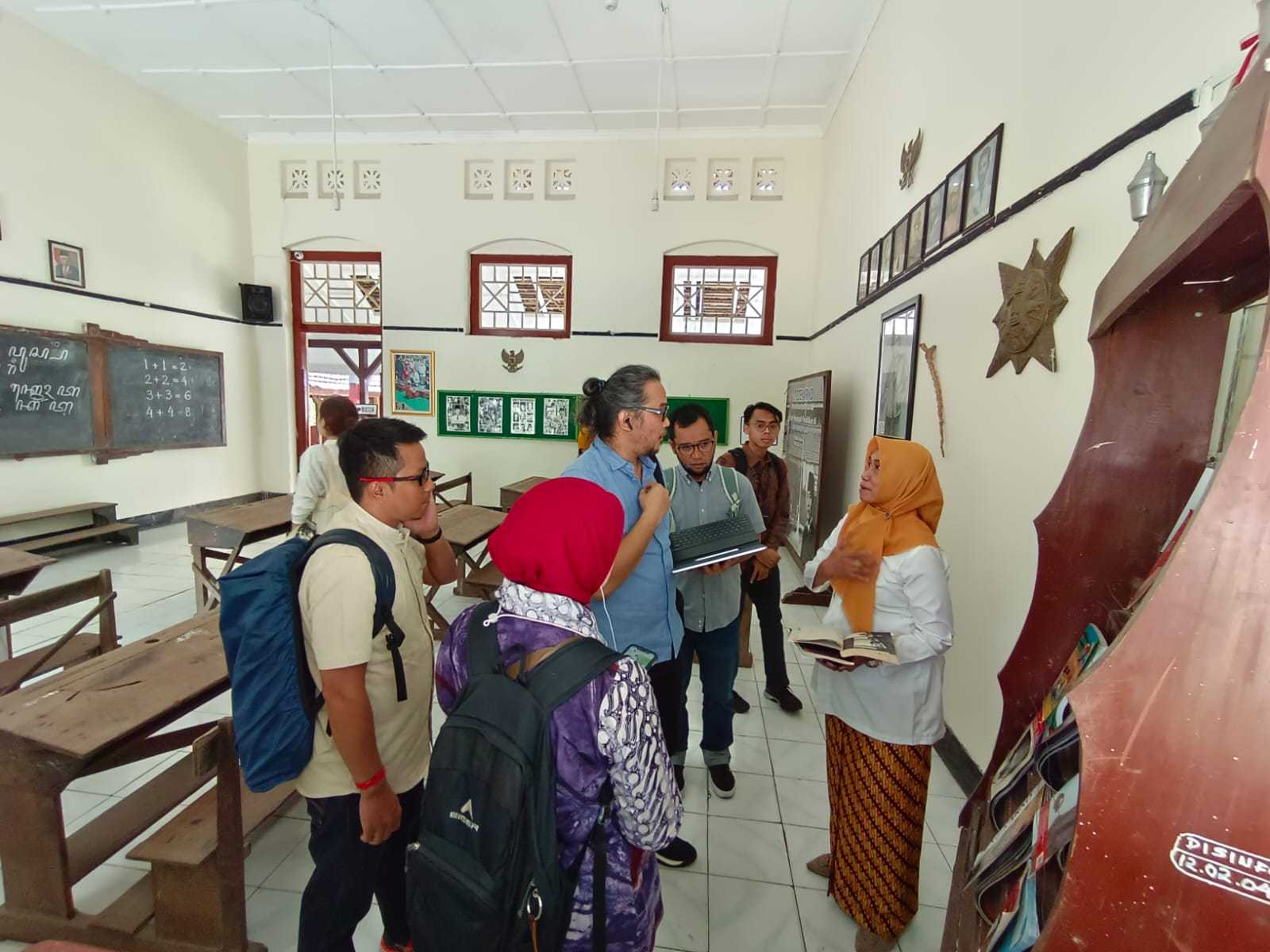 gambar utama