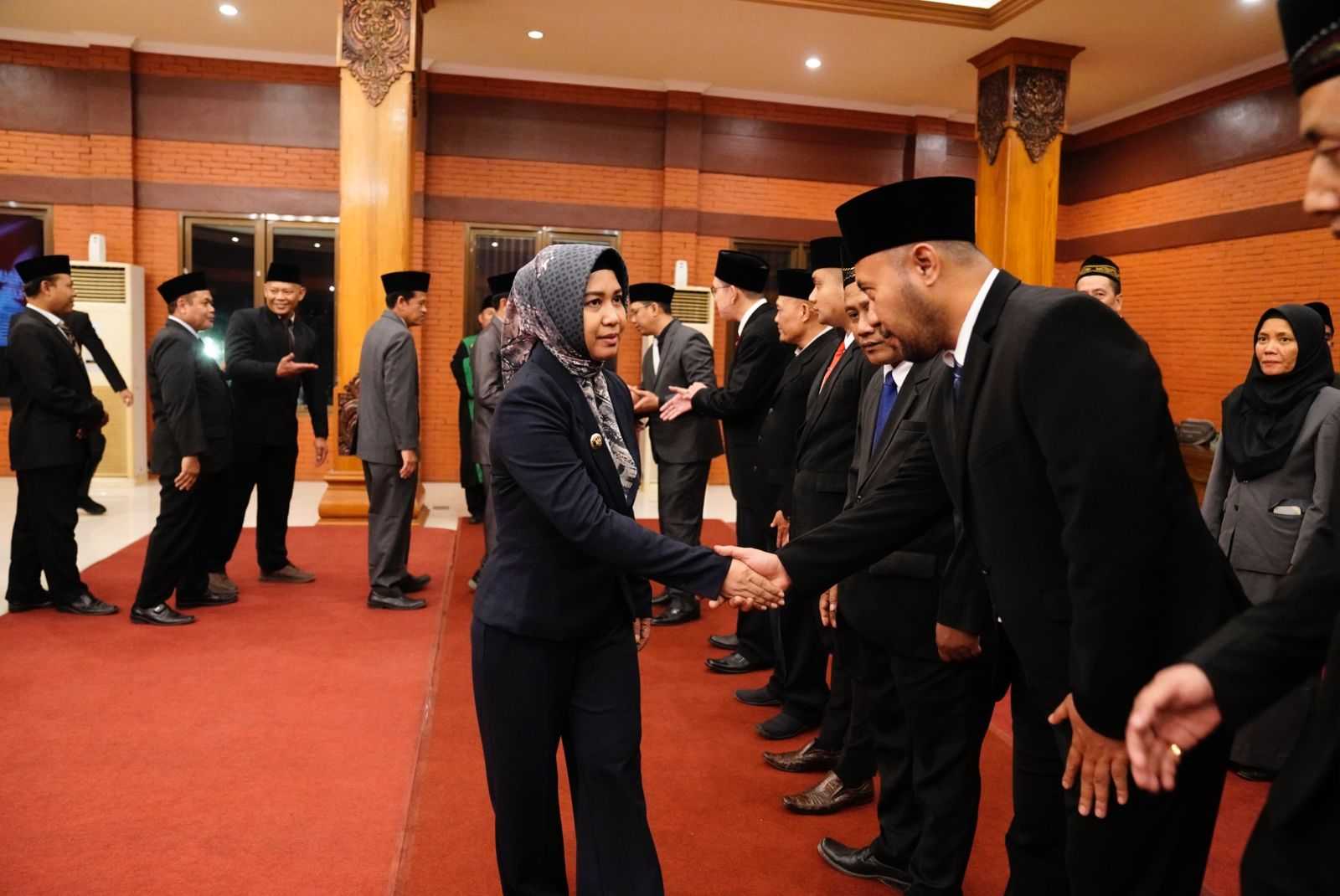 gambar utama