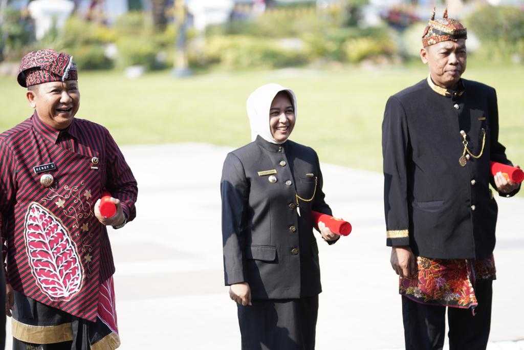 gambar utama