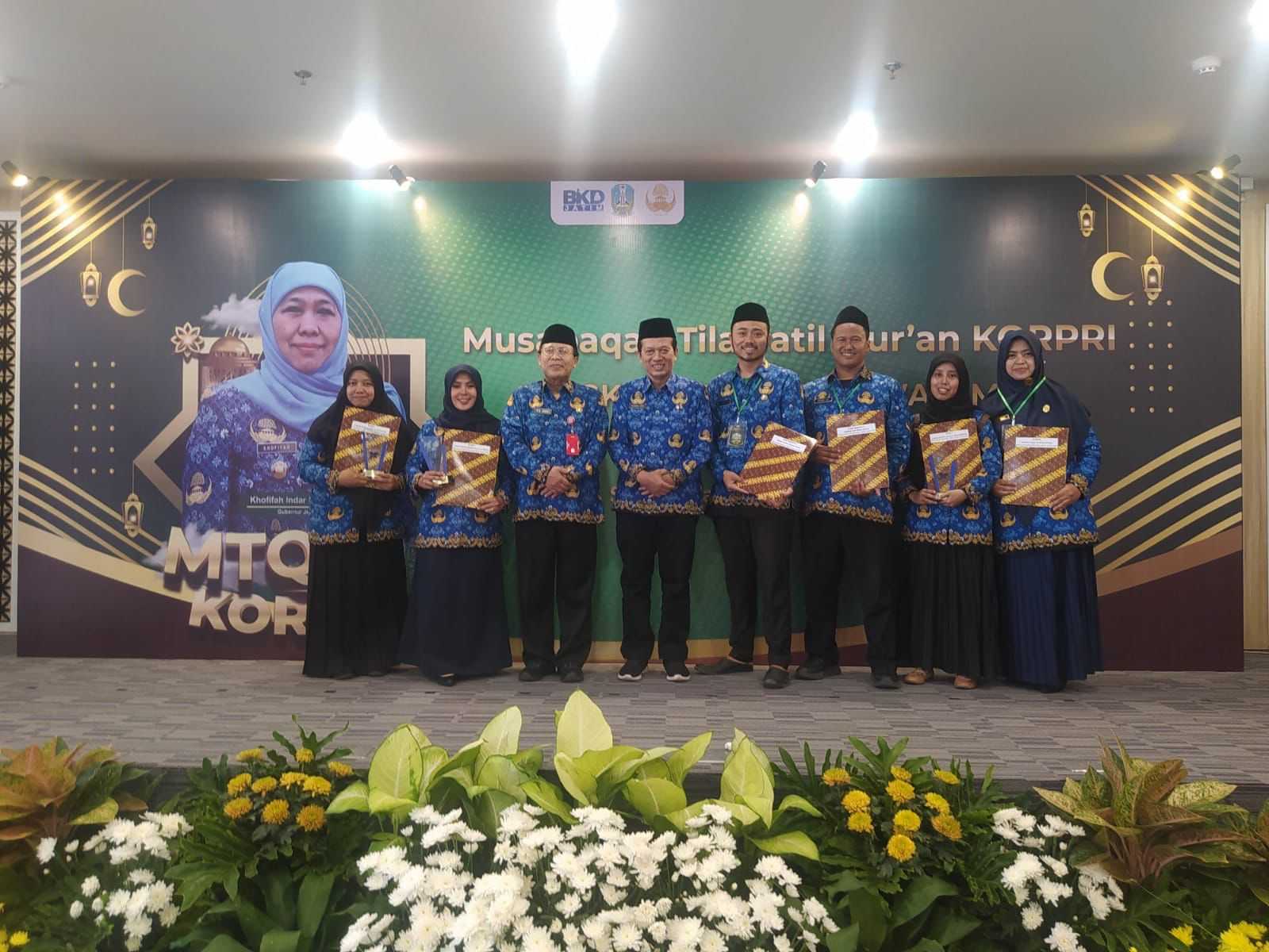 gambar utama