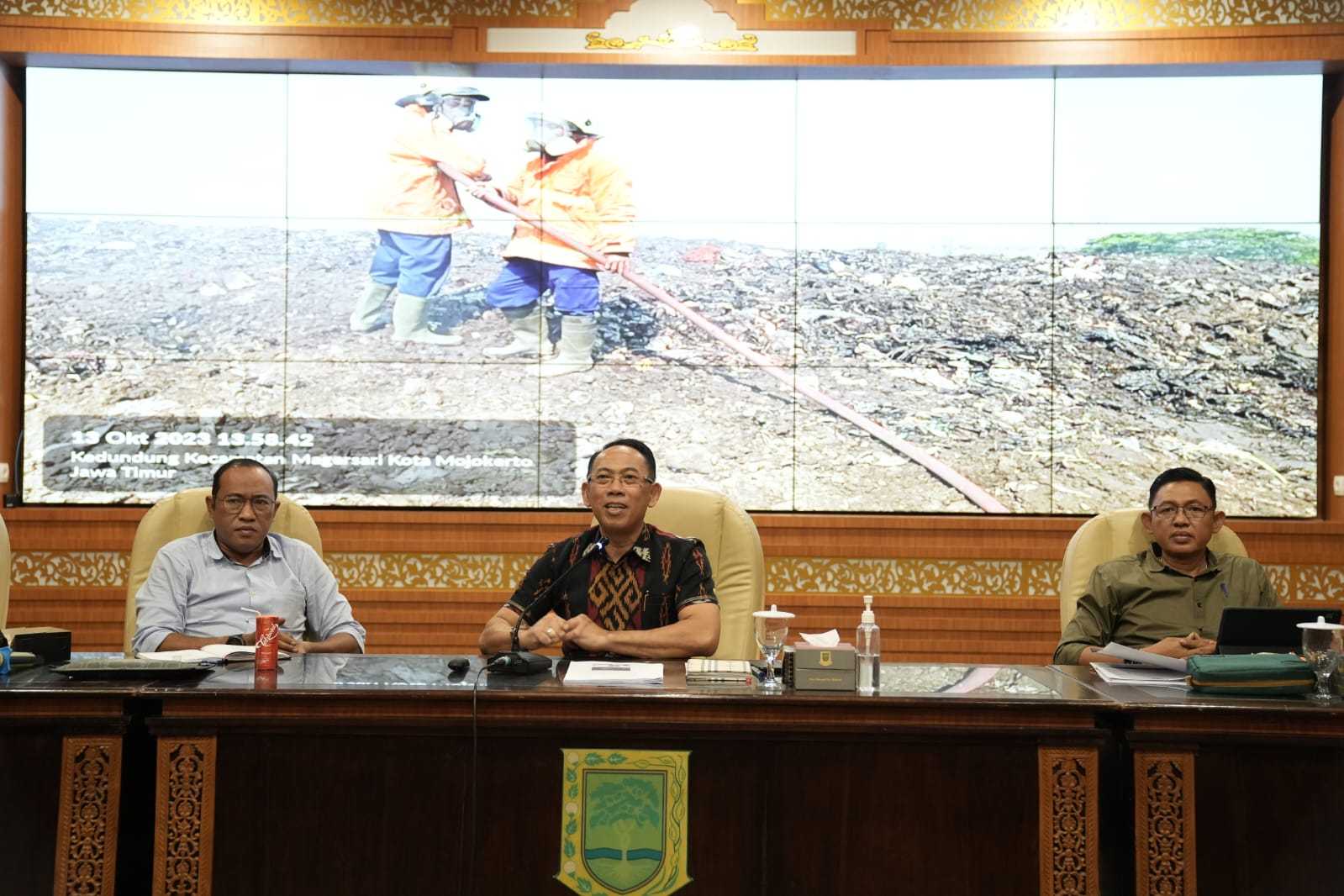 gambar utama