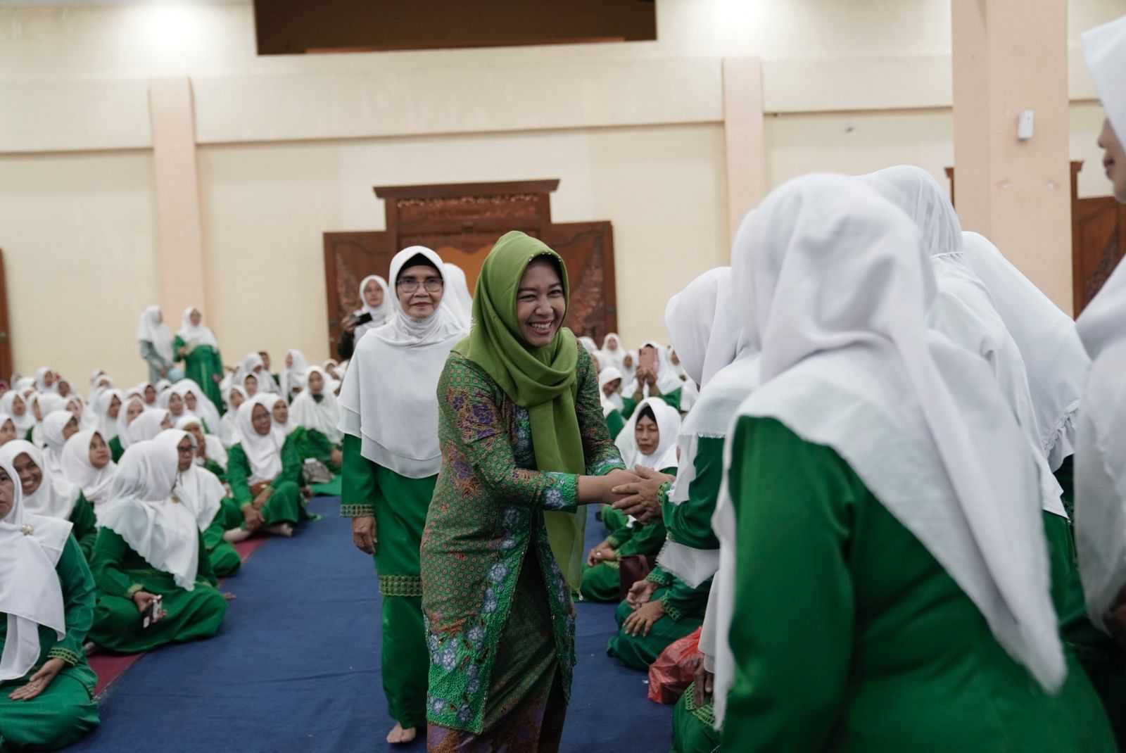 gambar utama