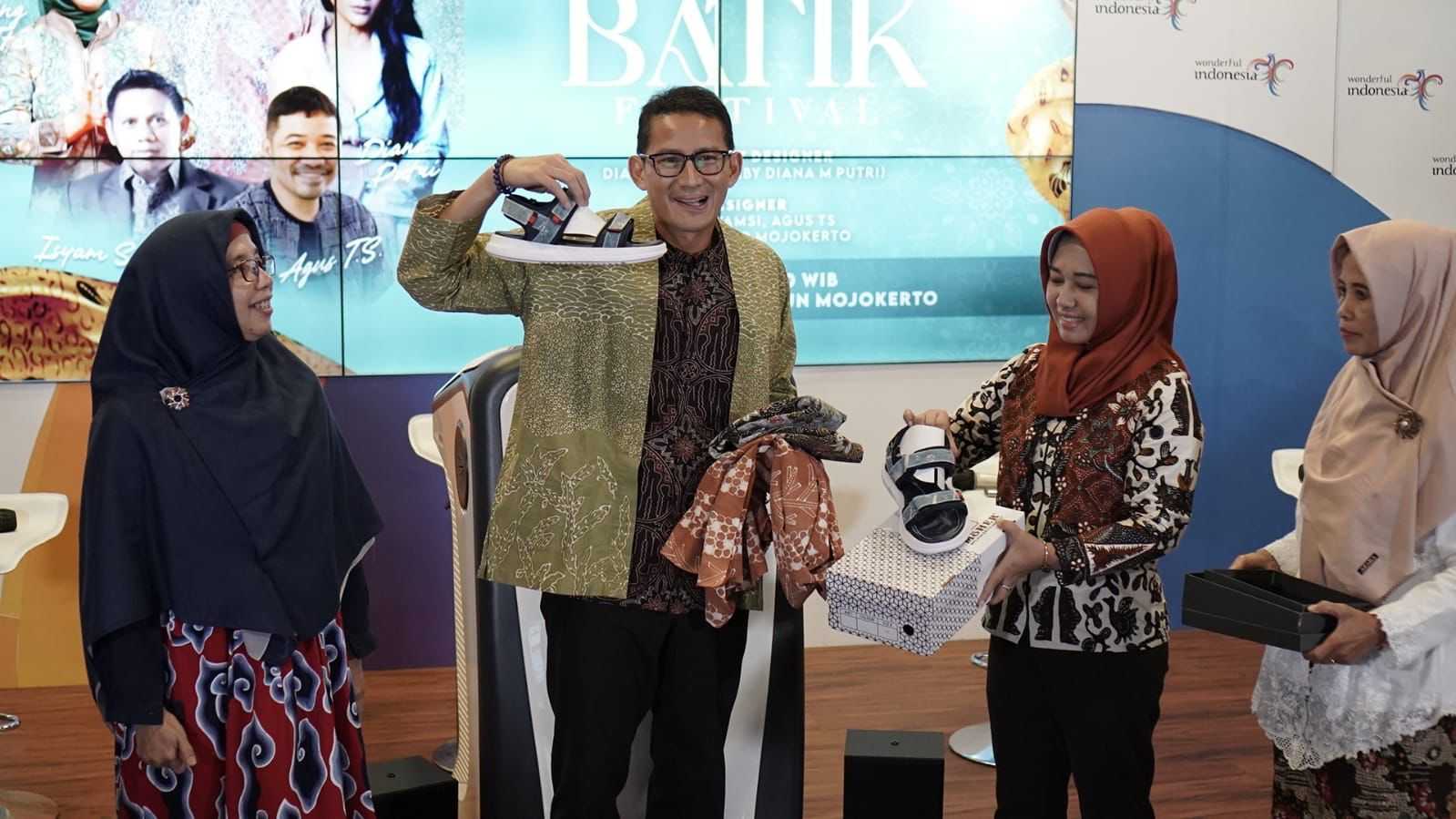 gambar utama