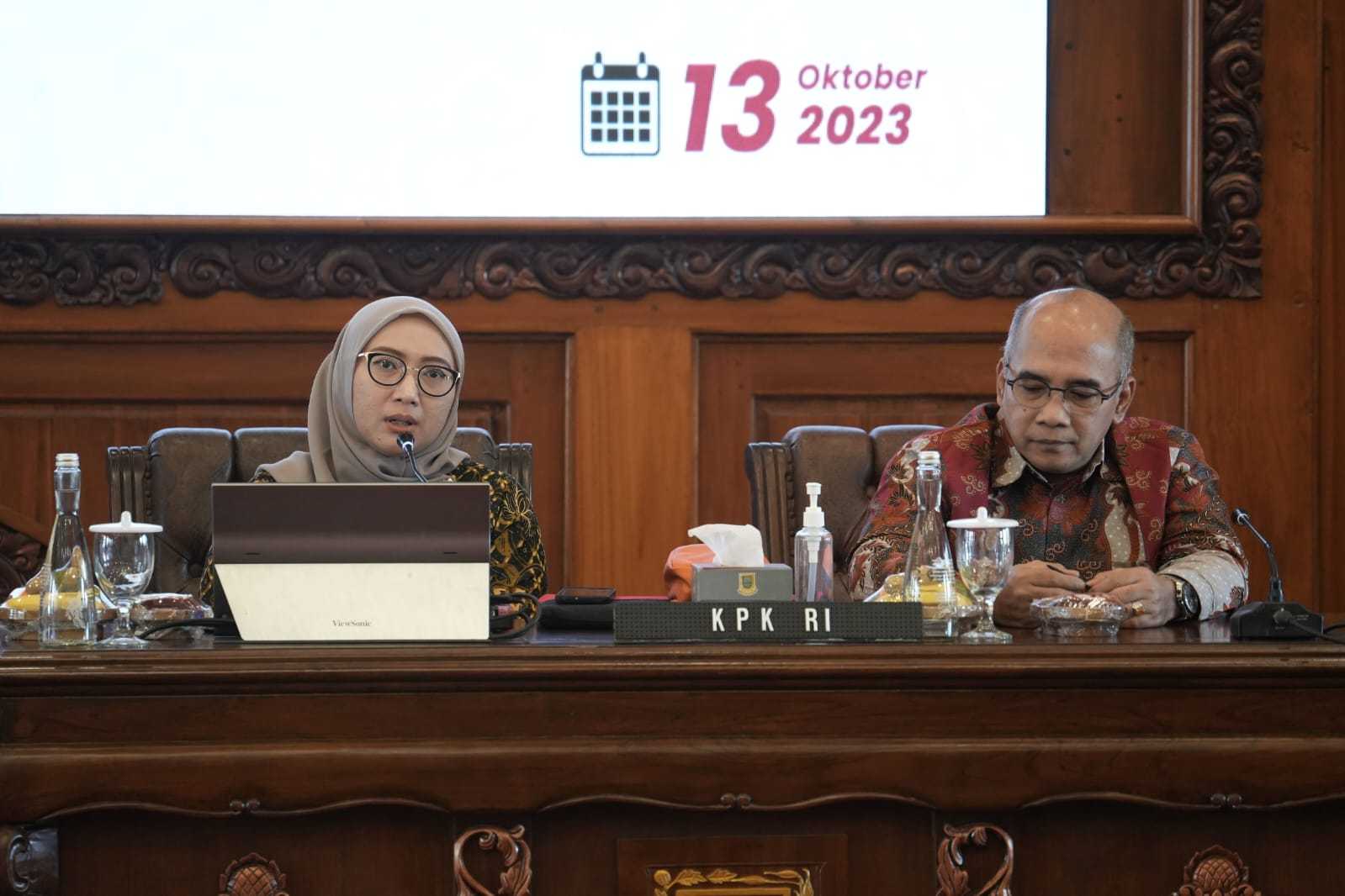 gambar utama