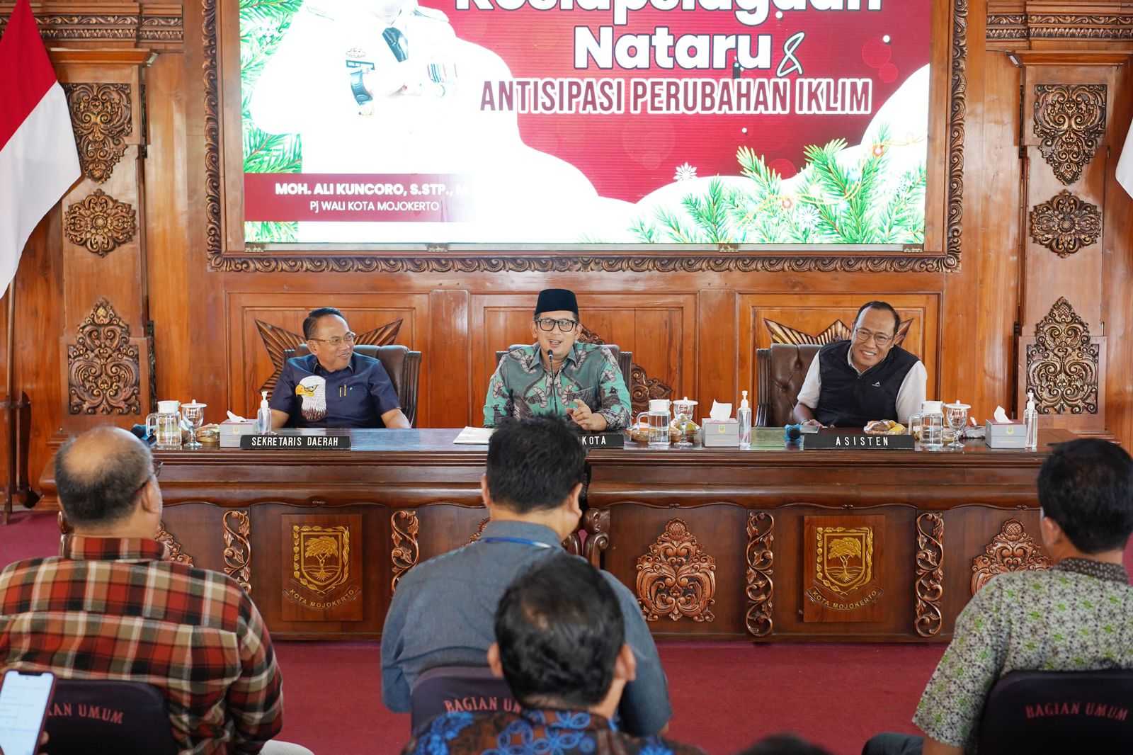 gambar utama