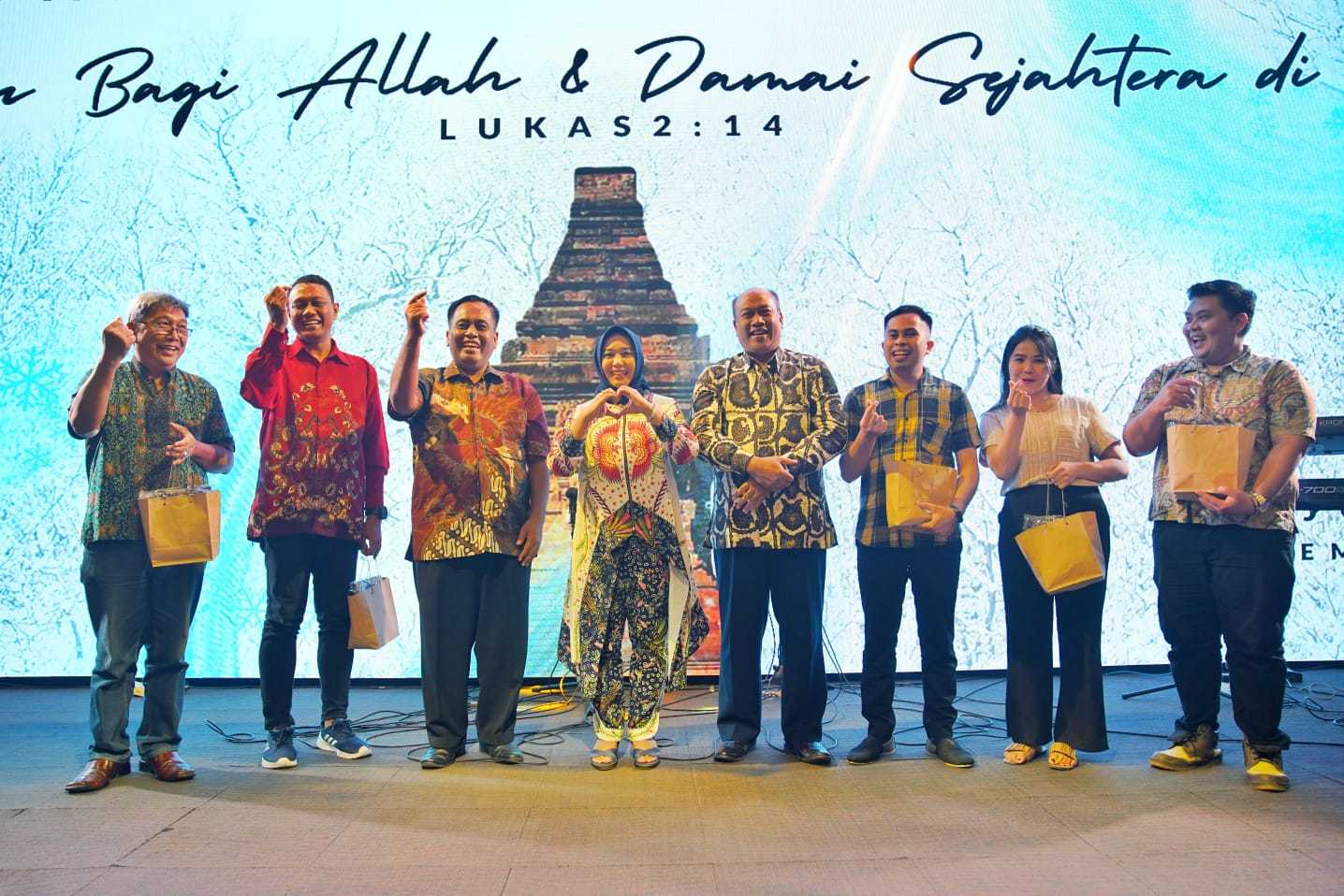 gambar utama