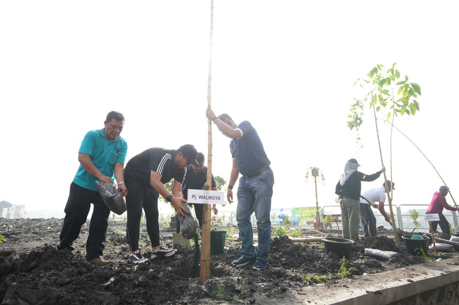 gambar utama