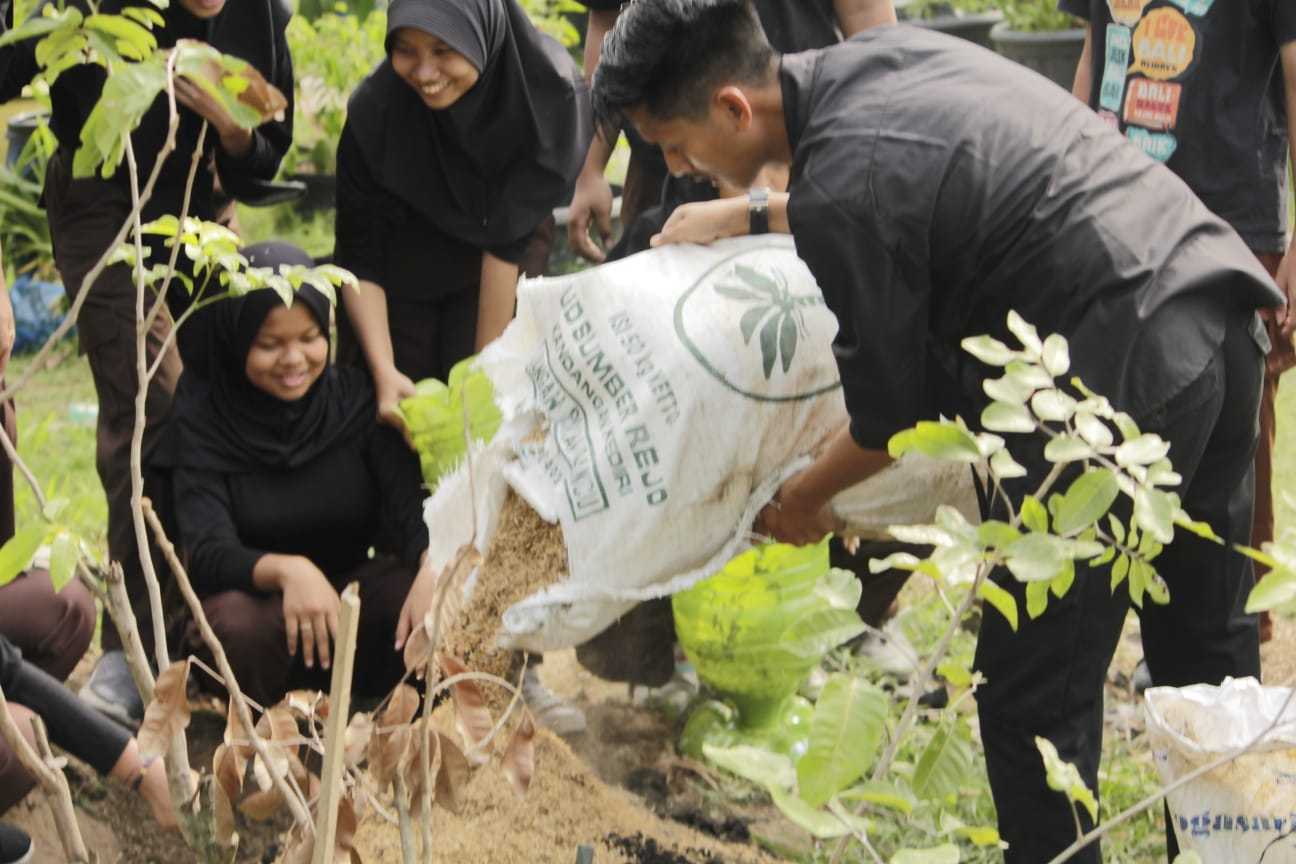 gambar utama