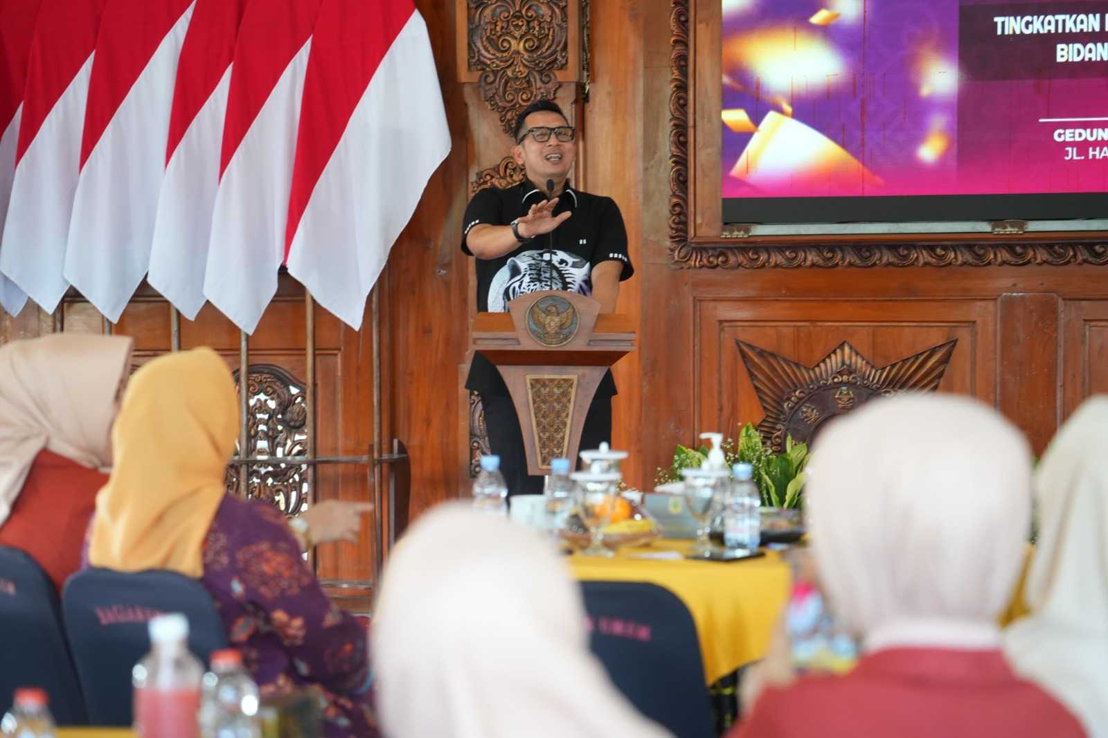 gambar utama