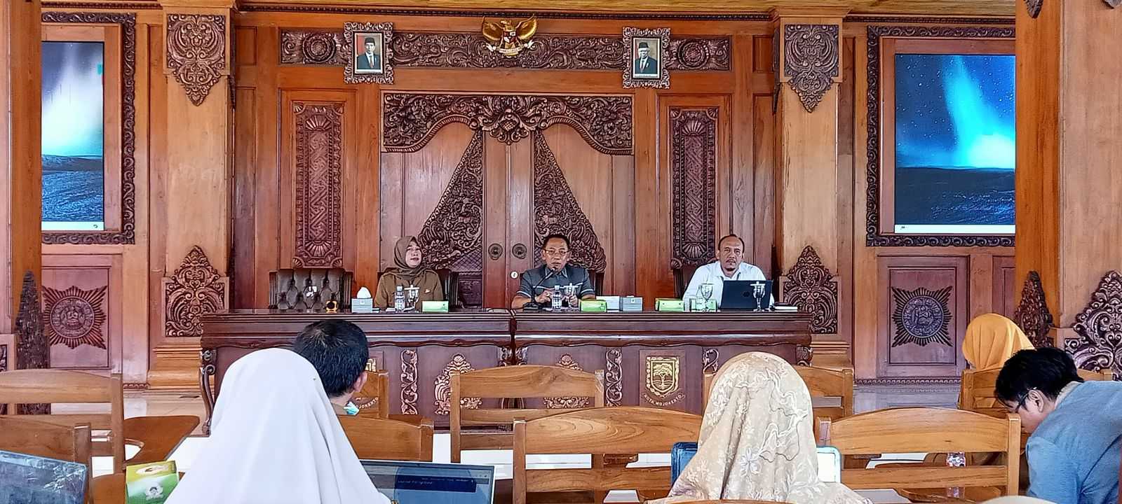 gambar utama