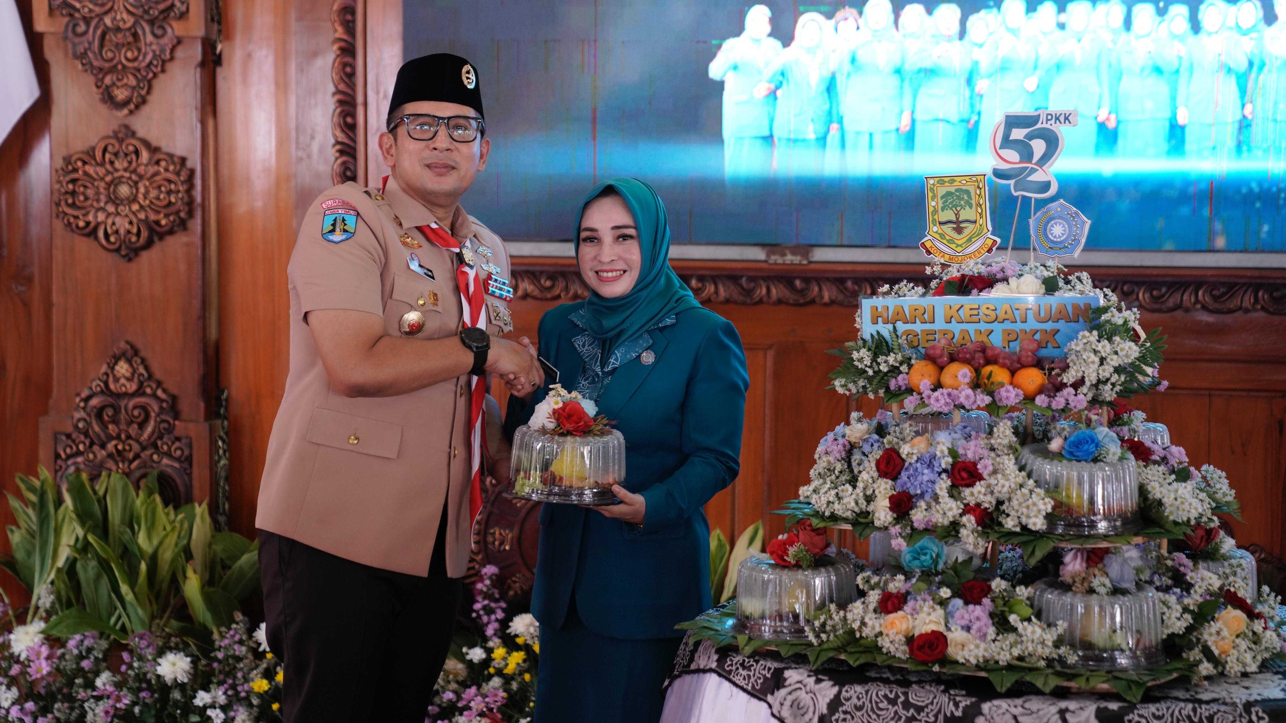 gambar utama