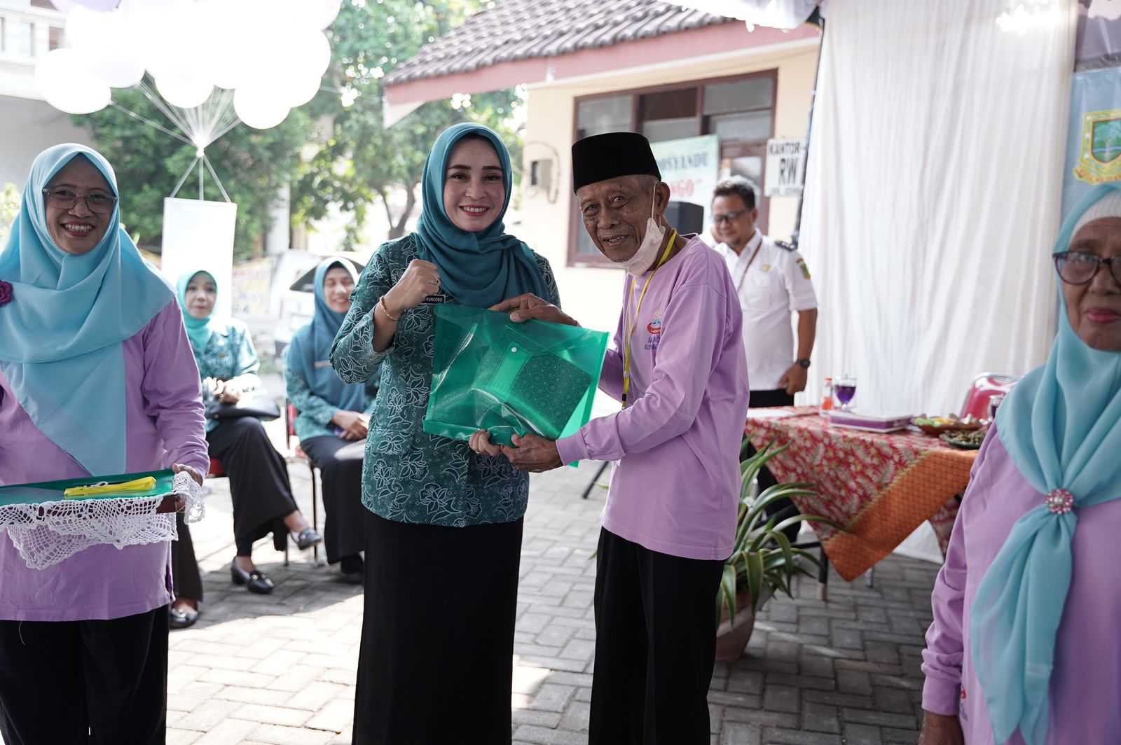 gambar utama