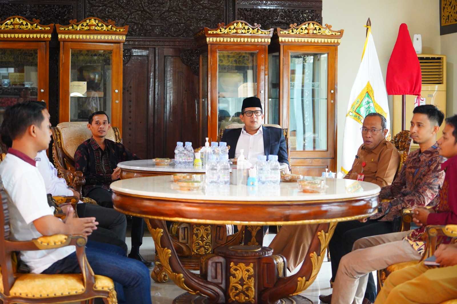 gambar utama