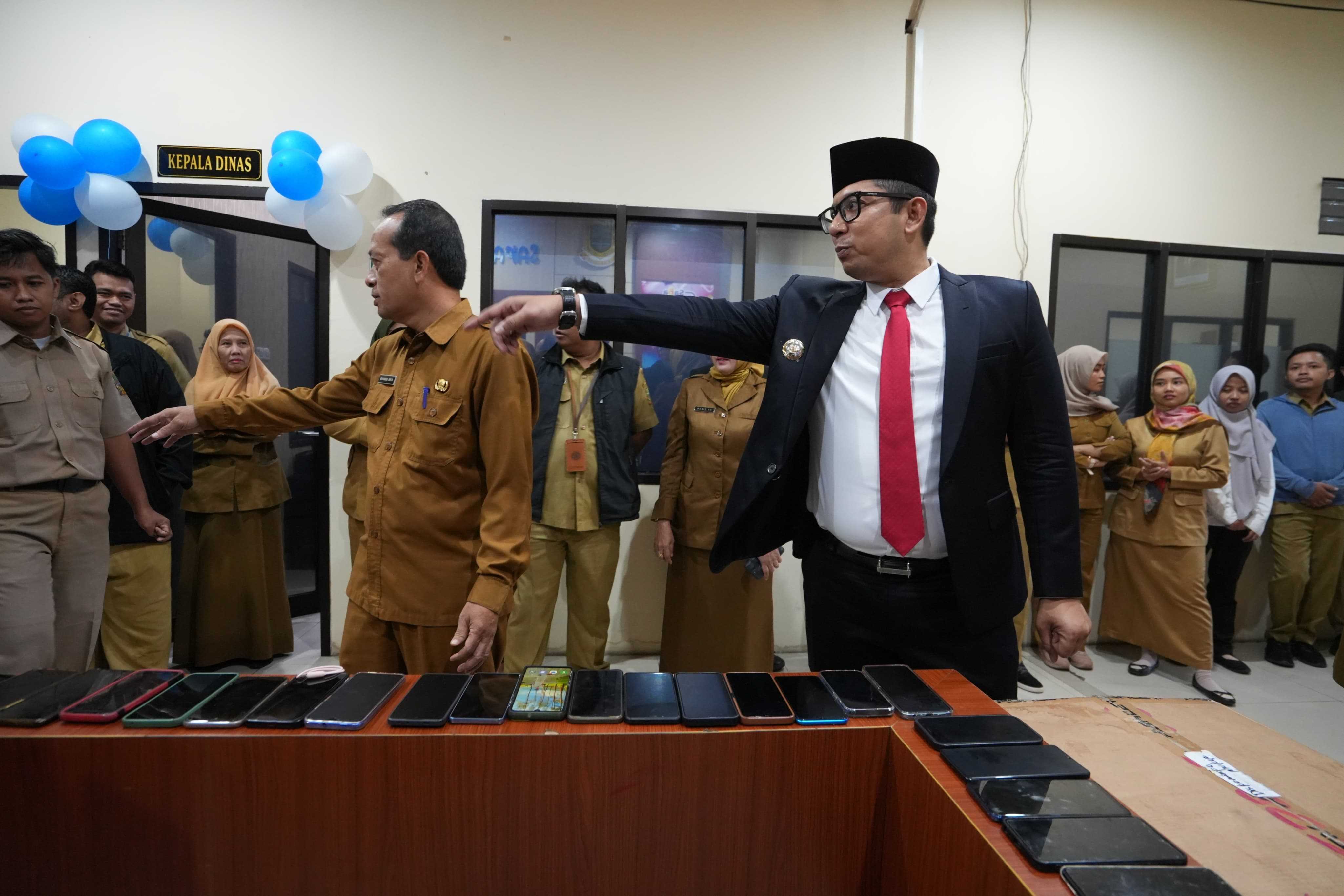 gambar utama