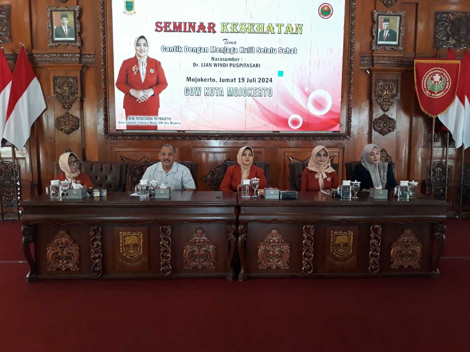 gambar utama