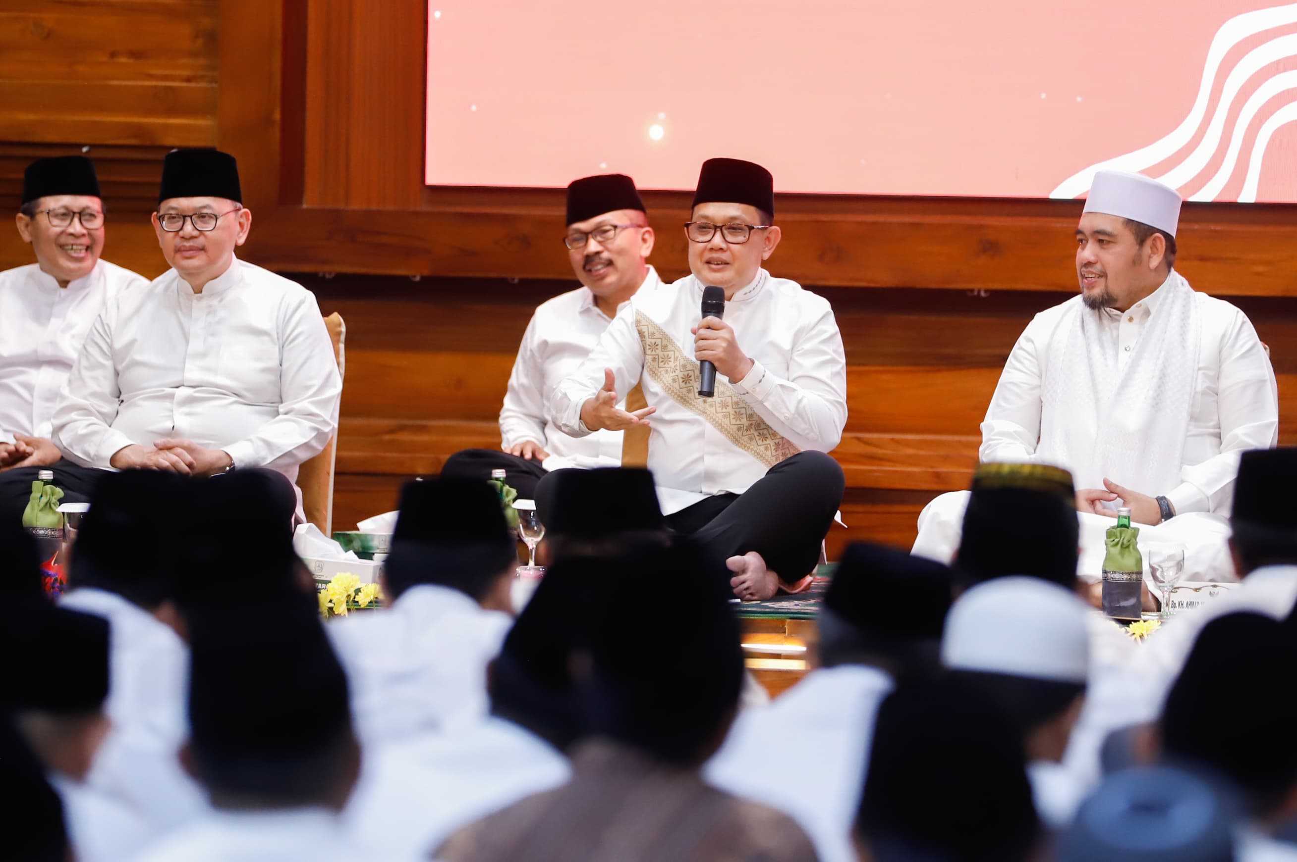 gambar utama