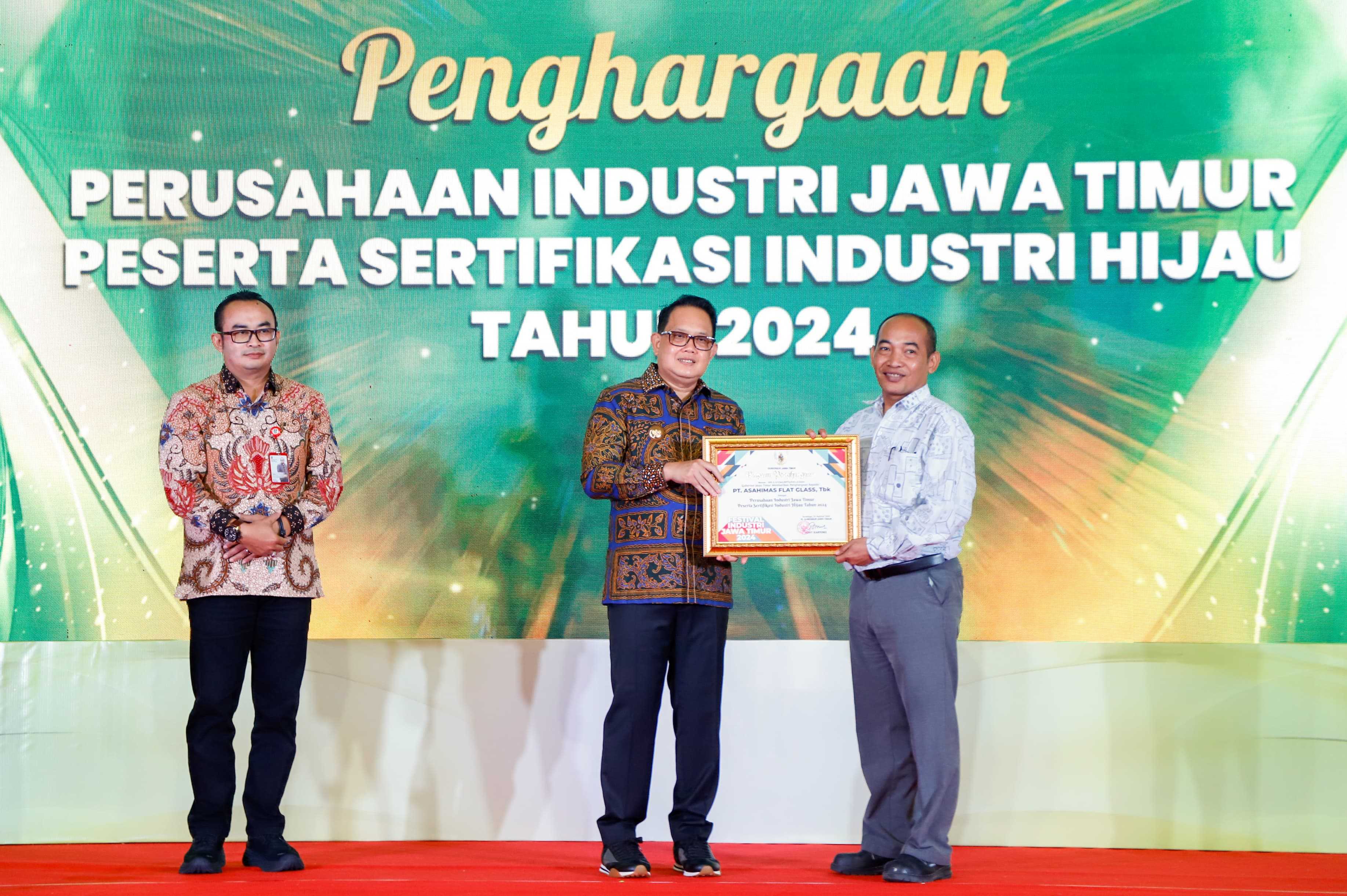 gambar utama